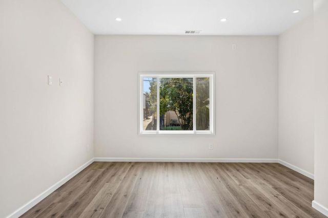 812814 54th Street, Oakland, CA 94608