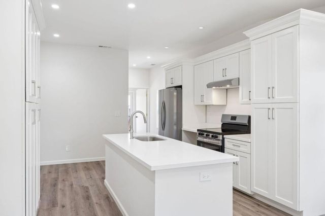 812814 54th Street, Oakland, CA 94608