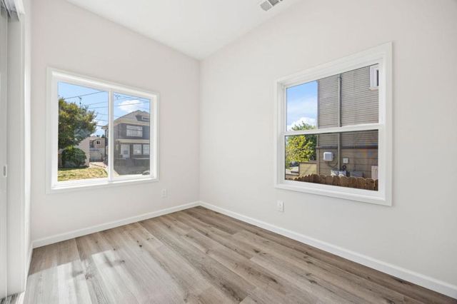 812814 54th Street, Oakland, CA 94608