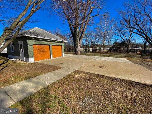 600 FOULK RD, Wilmington, DE 19803