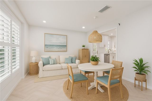386 Fiddlewood Road, Vero Beach, FL 32963