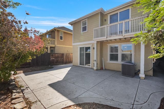 9353 Vintner Cir, Patterson, CA 95363