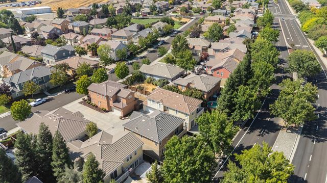 9353 Vintner Cir, Patterson, CA 95363