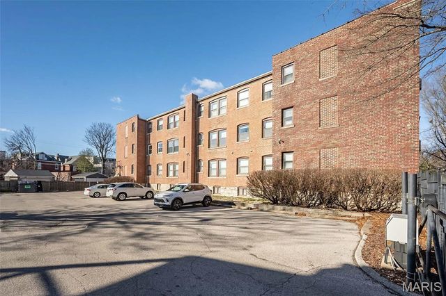 4220 McPherson Avenue 304, St Louis, MO 63108