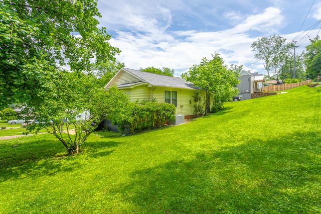 820 Mcroy Drive, Chattanooga, TN 37405