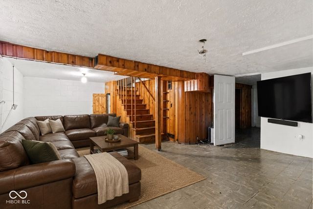 5429 E 19th Place, Indianapolis, IN 46218
