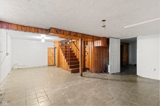 5429 E 19th Place, Indianapolis, IN 46218