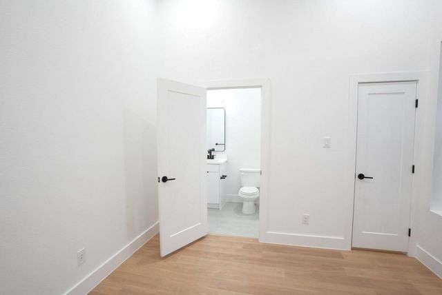 629 N Tyler Street 101, Dallas, TX 75208