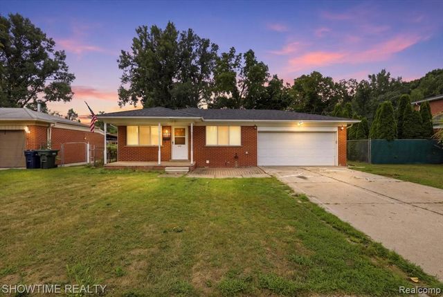4922 Sanford Drive, Sterling Heights, MI 48310
