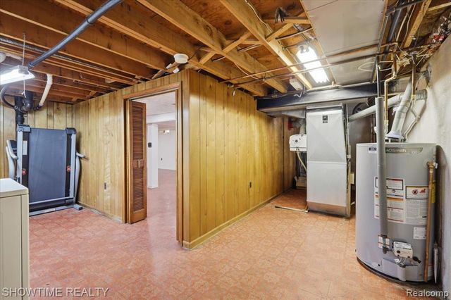 4922 Sanford Drive, Sterling Heights, MI 48310