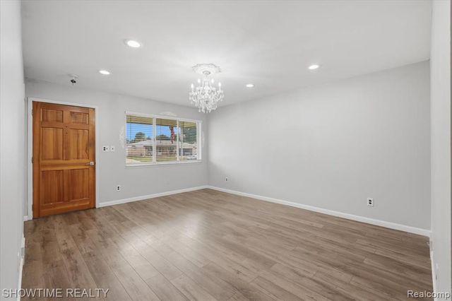 4922 Sanford Drive, Sterling Heights, MI 48310