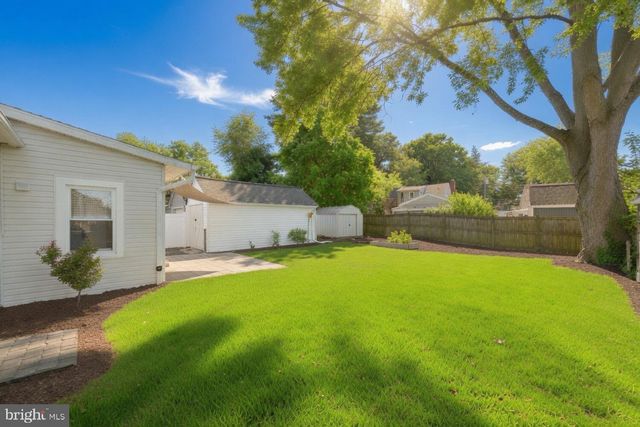 1011 PAUL DR, Rockville, MD 20851