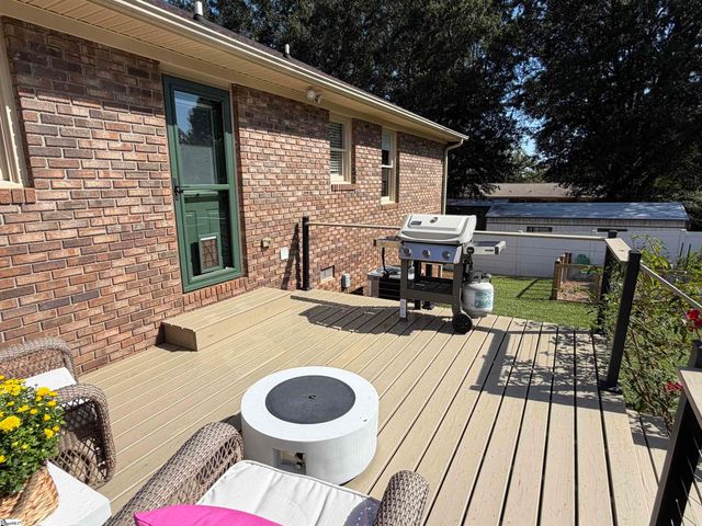 103 N Johnson Street, Landrum, SC 29356