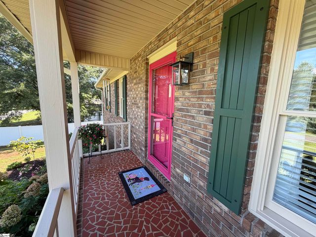 103 N Johnson Street, Landrum, SC 29356