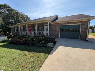 103 N Johnson Street, Landrum, SC 29356