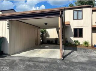 1066 Pebble Drive 1066, Bristol, VA 24201