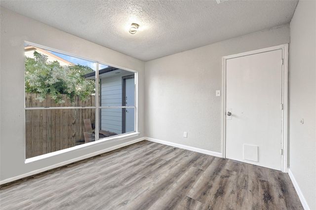 7022 Plaza Del Sol Drive, Houston, TX 77083