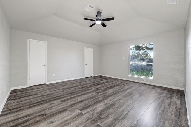7022 Plaza Del Sol Drive, Houston, TX 77083