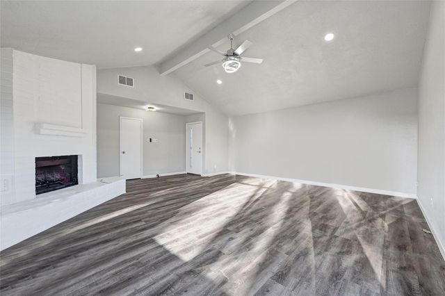 7022 Plaza Del Sol Drive, Houston, TX 77083