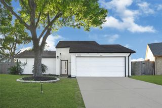 7022 Plaza Del Sol Drive, Houston, TX 77083