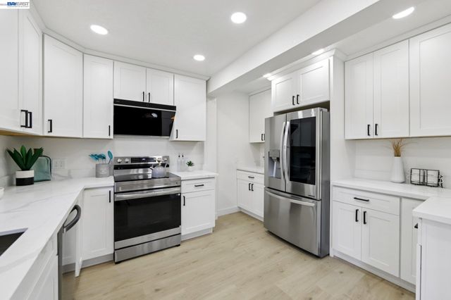 41330 Roberts Ave, Fremont, CA 94538