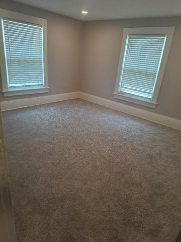 115 S Chautauqua Ave, Wichita, KS 67211