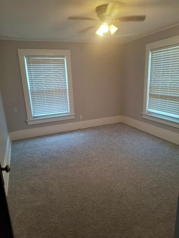 115 S Chautauqua Ave, Wichita, KS 67211