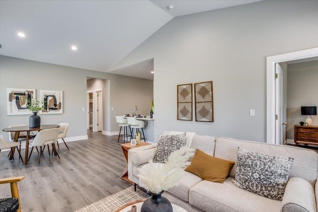 5029 N Fairmount Ave, Wichita, KS 67220