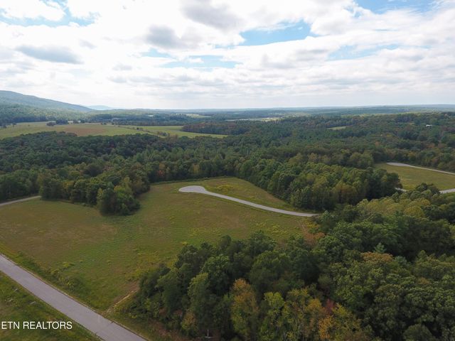 Noah Lane, Crossville, TN 38555