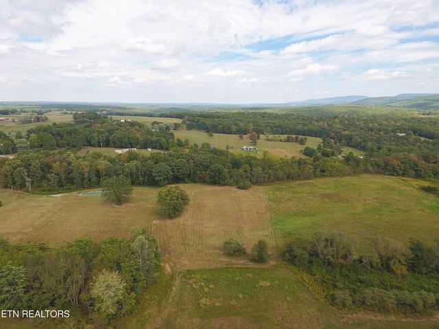 Noah Lane, Crossville, TN 38555