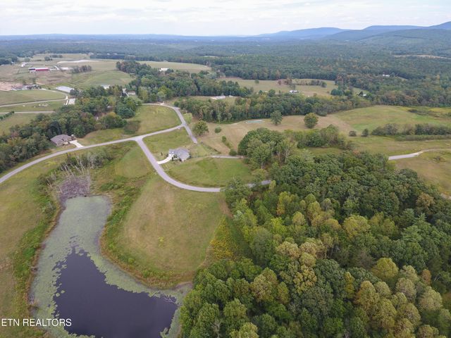 Noah Lane, Crossville, TN 38555