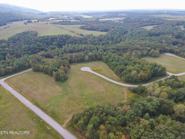 Noah Lane, Crossville, TN 38555