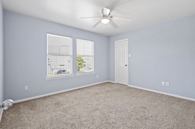 305 Creekside Drive, Anna, TX 75409