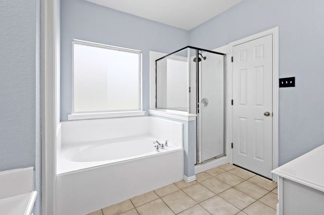 305 Creekside Drive, Anna, TX 75409