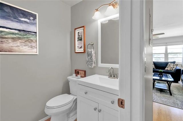 32 Pine Arbor Lane 205, Vero Beach, FL 32962