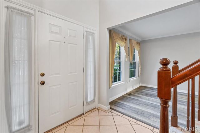 8679 General Grant Lane, Crestwood, MO 63123