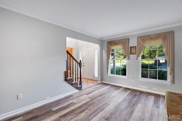 8679 General Grant Lane, Crestwood, MO 63123