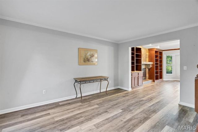 8679 General Grant Lane, Crestwood, MO 63123
