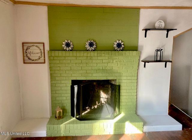 2871 Woodside Drive, Jackson, MS 39212