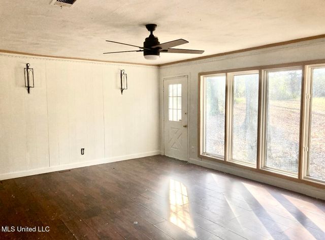 2871 Woodside Drive, Jackson, MS 39212