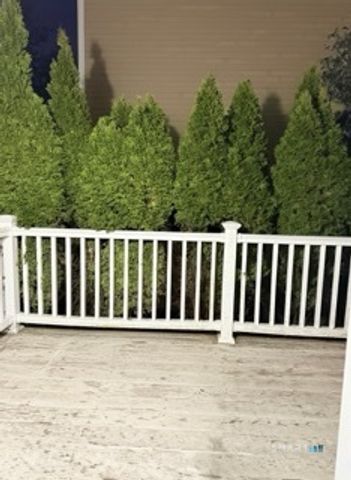 20 Dean Street 1, Stamford, CT 06902