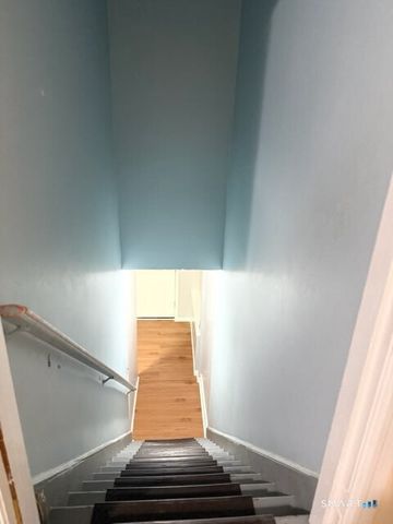 20 Dean Street 1, Stamford, CT 06902