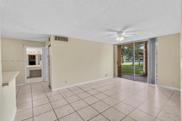 10765 Cleary Boulevard 104, Plantation, FL 33324