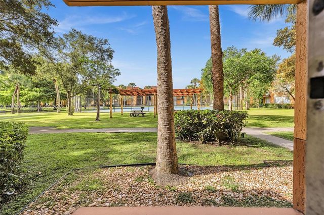 10765 Cleary Boulevard 104, Plantation, FL 33324