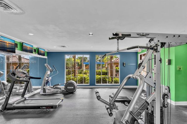 10765 Cleary Boulevard 104, Plantation, FL 33324
