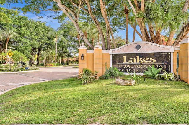 10765 Cleary Boulevard 104, Plantation, FL 33324