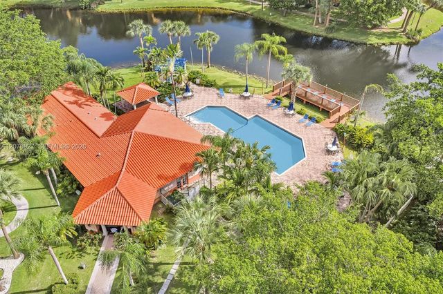 10765 Cleary Boulevard 104, Plantation, FL 33324