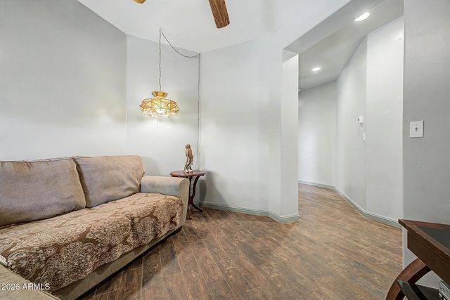 23712 N 104th Avenue, Peoria, AZ 85383