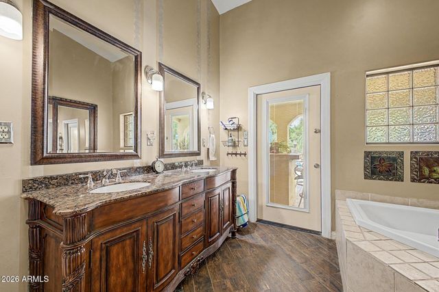 23712 N 104th Avenue, Peoria, AZ 85383