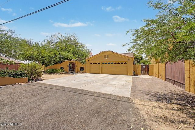 23712 N 104th Avenue, Peoria, AZ 85383